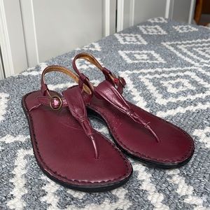 Born - metallic burgundy